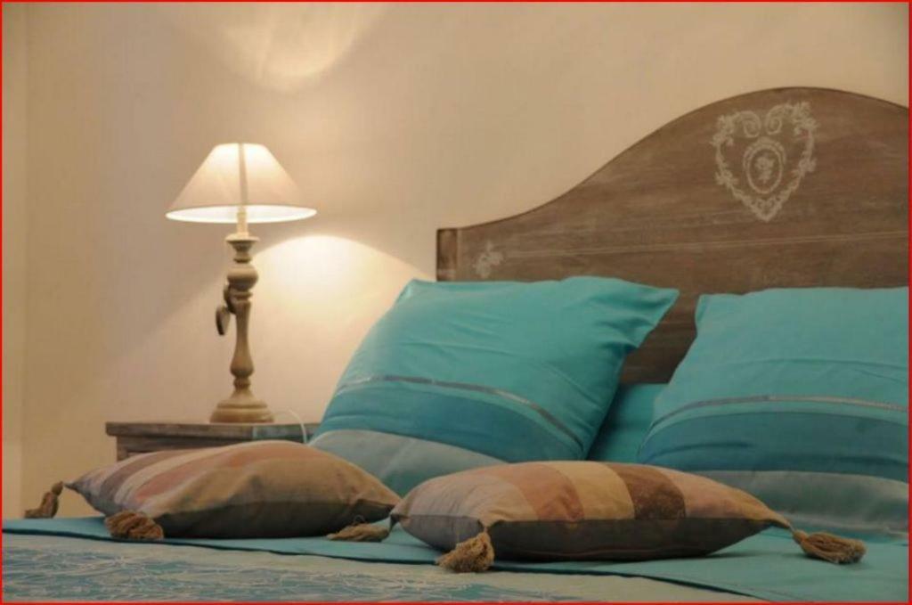 Villa Castel Maison-Table D'Hotes & Jardin-Refuge De Biodiversite Rillieux-la-Pape 外观 照片